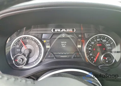 2019 Ram 1500 Big Horn/Lone Star из США, поврежденный, VIN 1C6SRFFT5KN856183